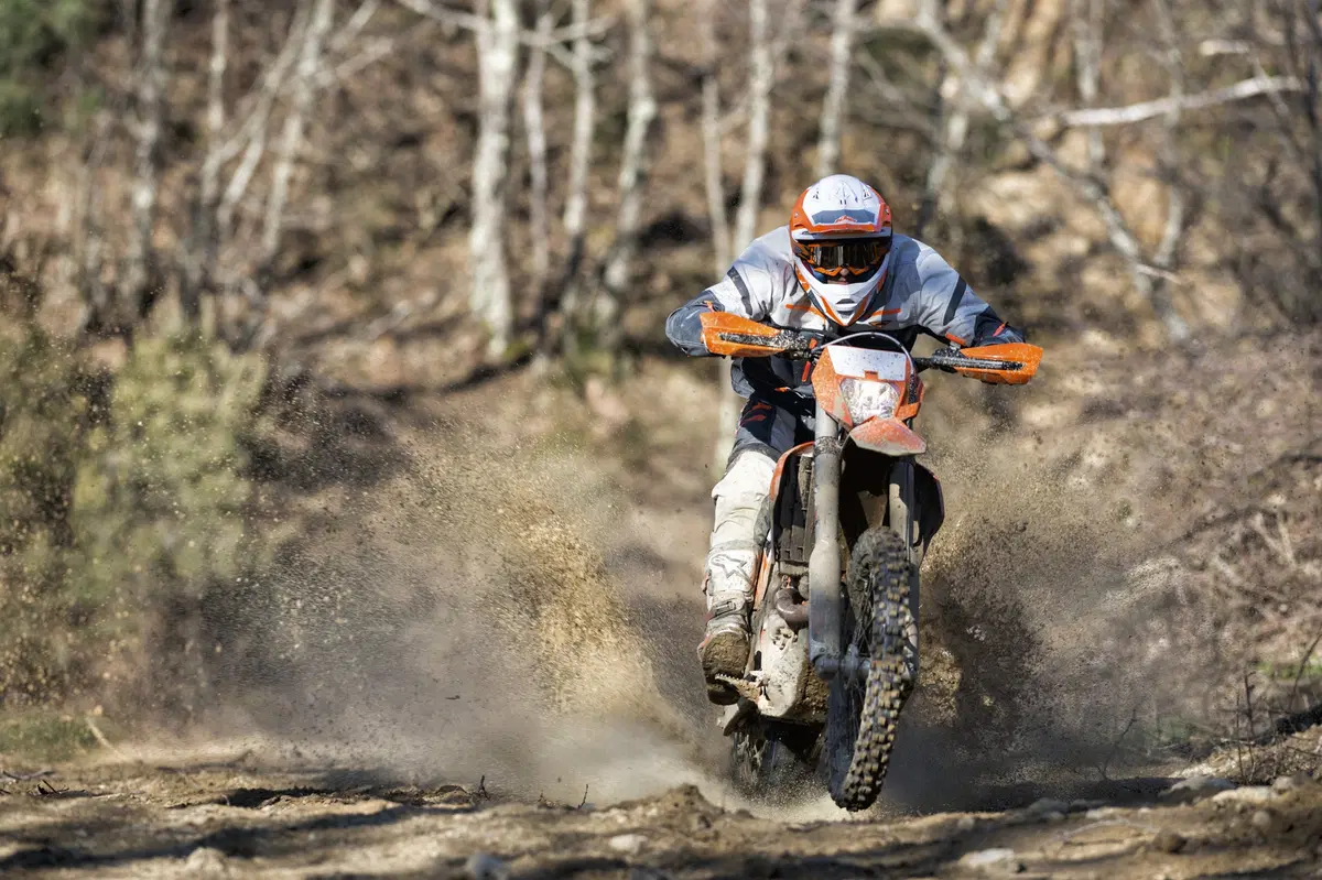 KTM EXC: la gamma enduro 2016 (10)