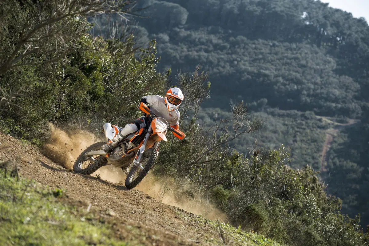 KTM EXC: la gamma enduro 2016 (11)