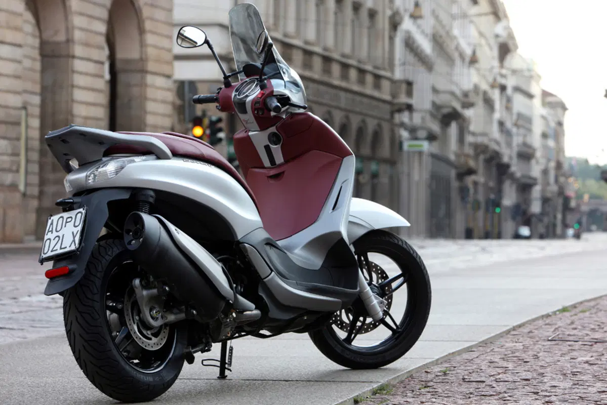 Piaggio Beverly 350 Beverly 350 ABS (2016 - 20) (13)