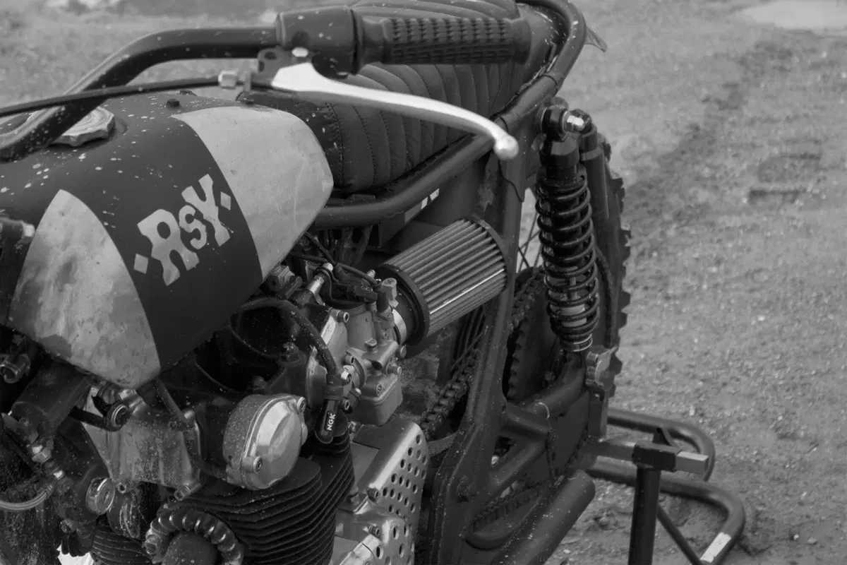 Anvil Rusty Quattroemezzo, flat track Honda (4)