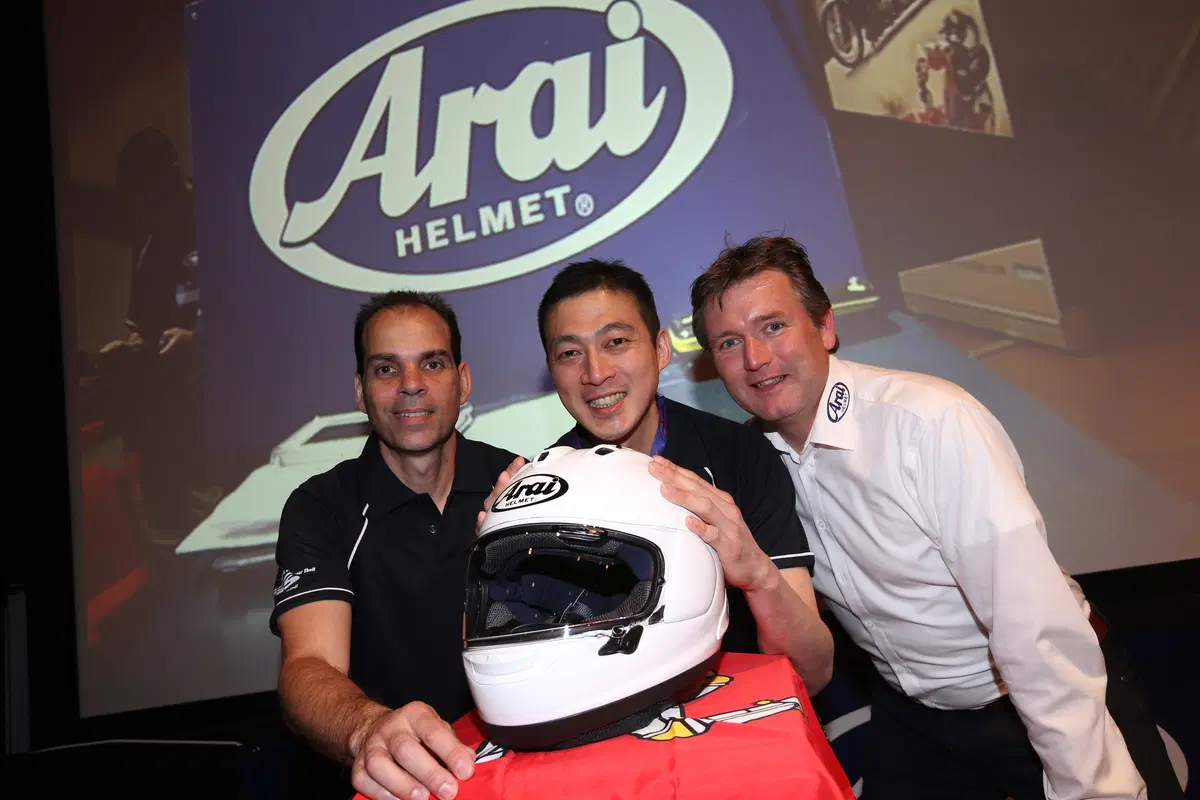 Arai RX-7V (10)