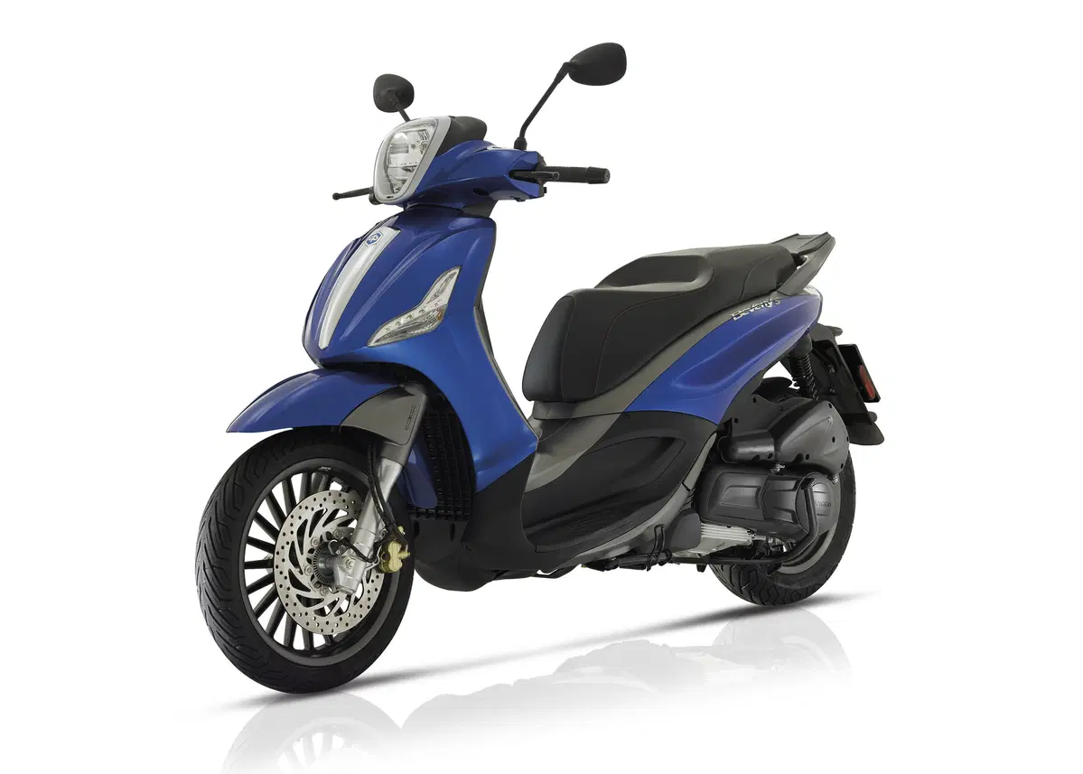 Piaggio Beverly: ora Euro 4, ABS e ASR di serie e nuovi colori (8)