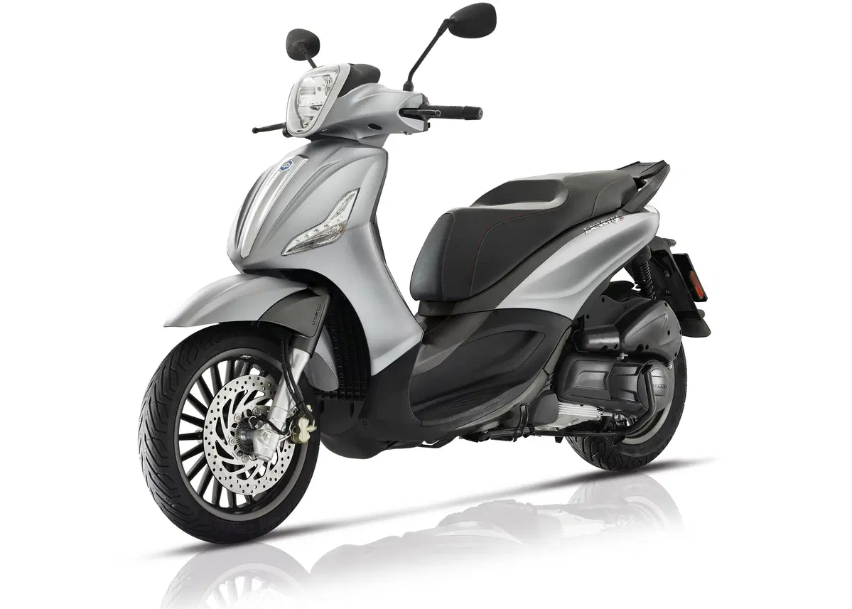 Piaggio Beverly: ora Euro 4, ABS e ASR di serie e nuovi colori (15)
