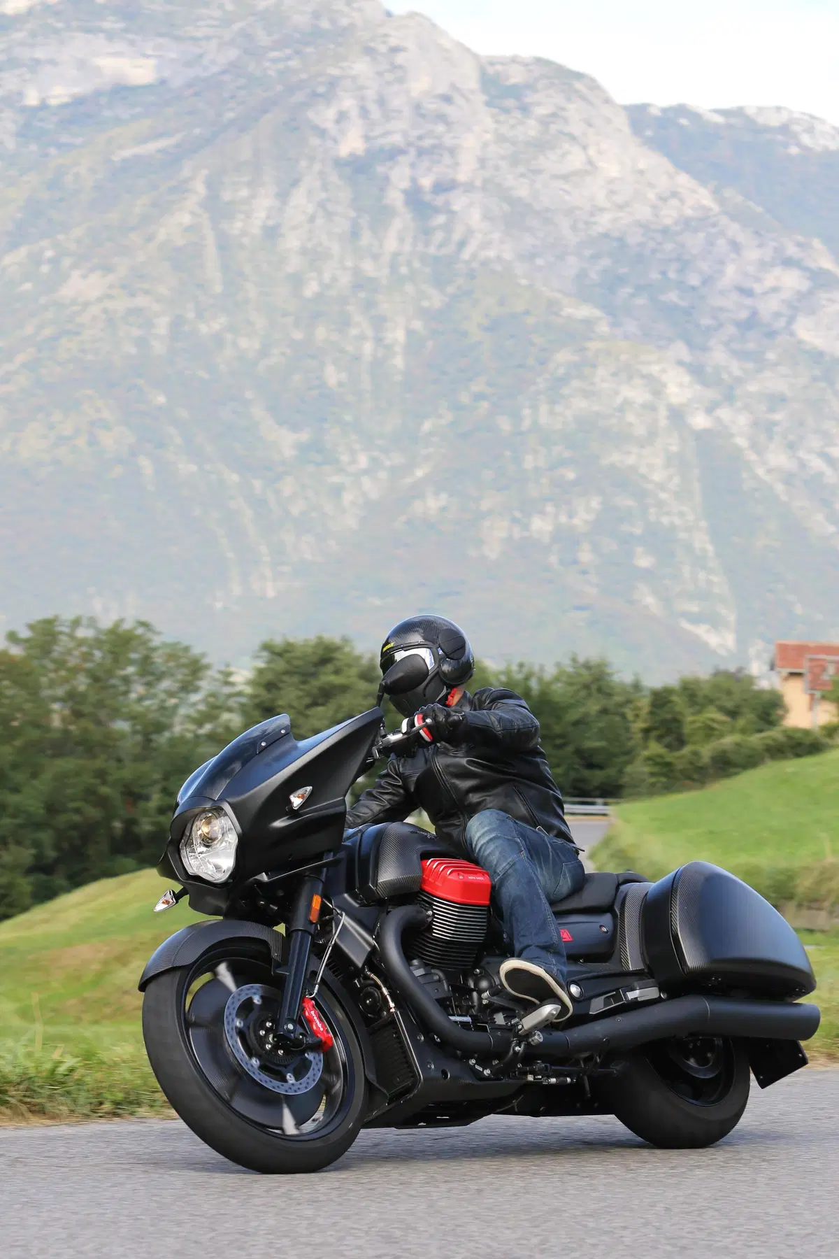 Moto Guzzi MGX-21: test (3)