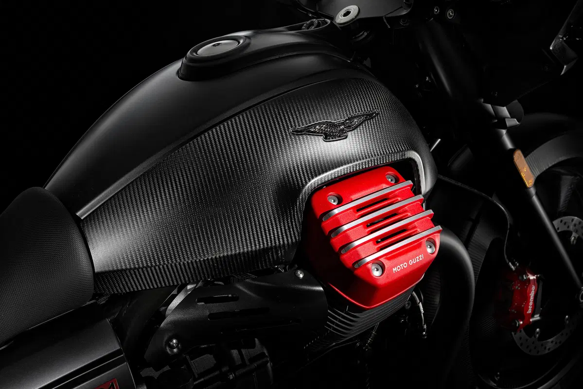 Moto Guzzi MGX-21: test (19)