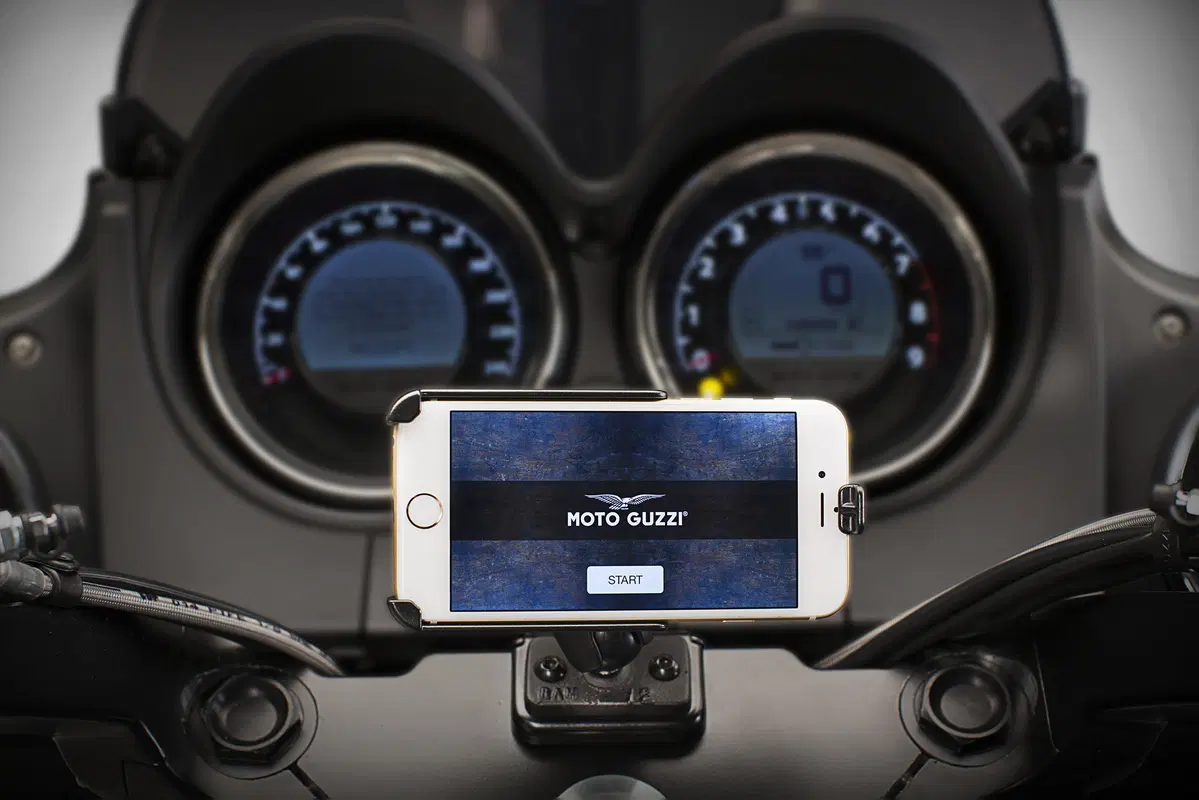 Moto Guzzi MGX-21: test (20)