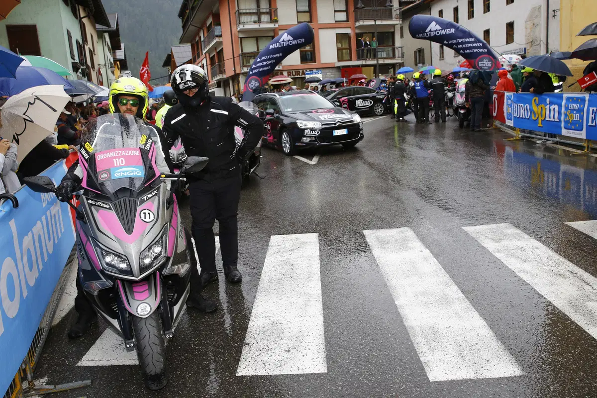 Con il T-Max al Giro d'Italia 2015 (4)
