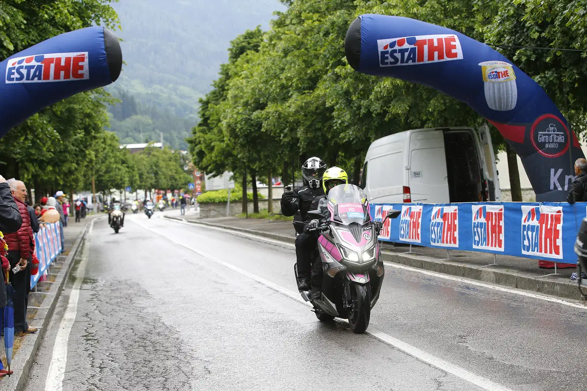 Con il T-Max al Giro d'Italia 2015 (9)