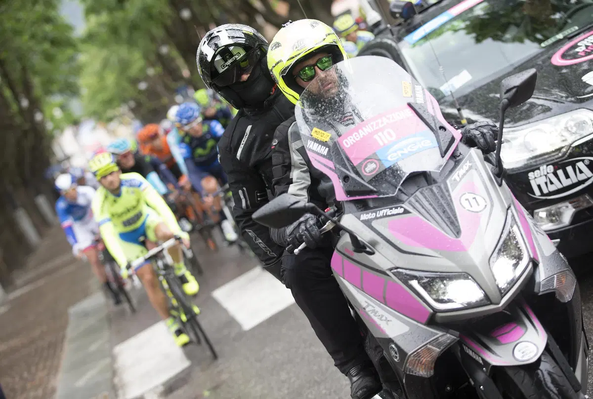 Con il T-Max al Giro d'Italia 2015 (11)