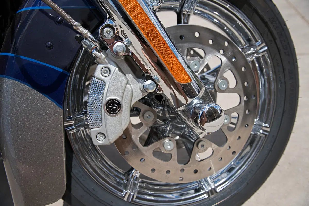 Harley-Davidson CVO - Custom Vehicle Operations 114 Limited (2017) (4)
