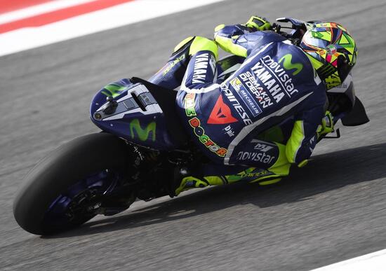 MotoGP 2016. Rossi è il più veloce nelle FP1 a Misano