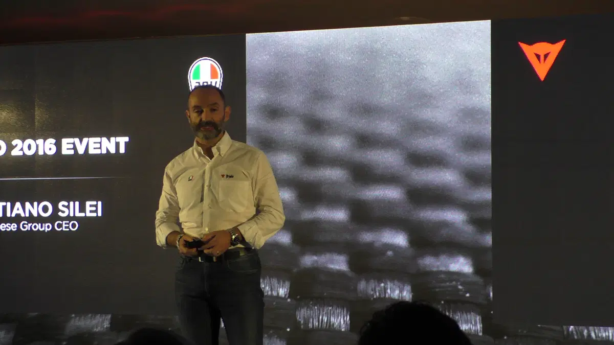 Mugello R e Pista GP R. Rivoluzione Dainese (3)