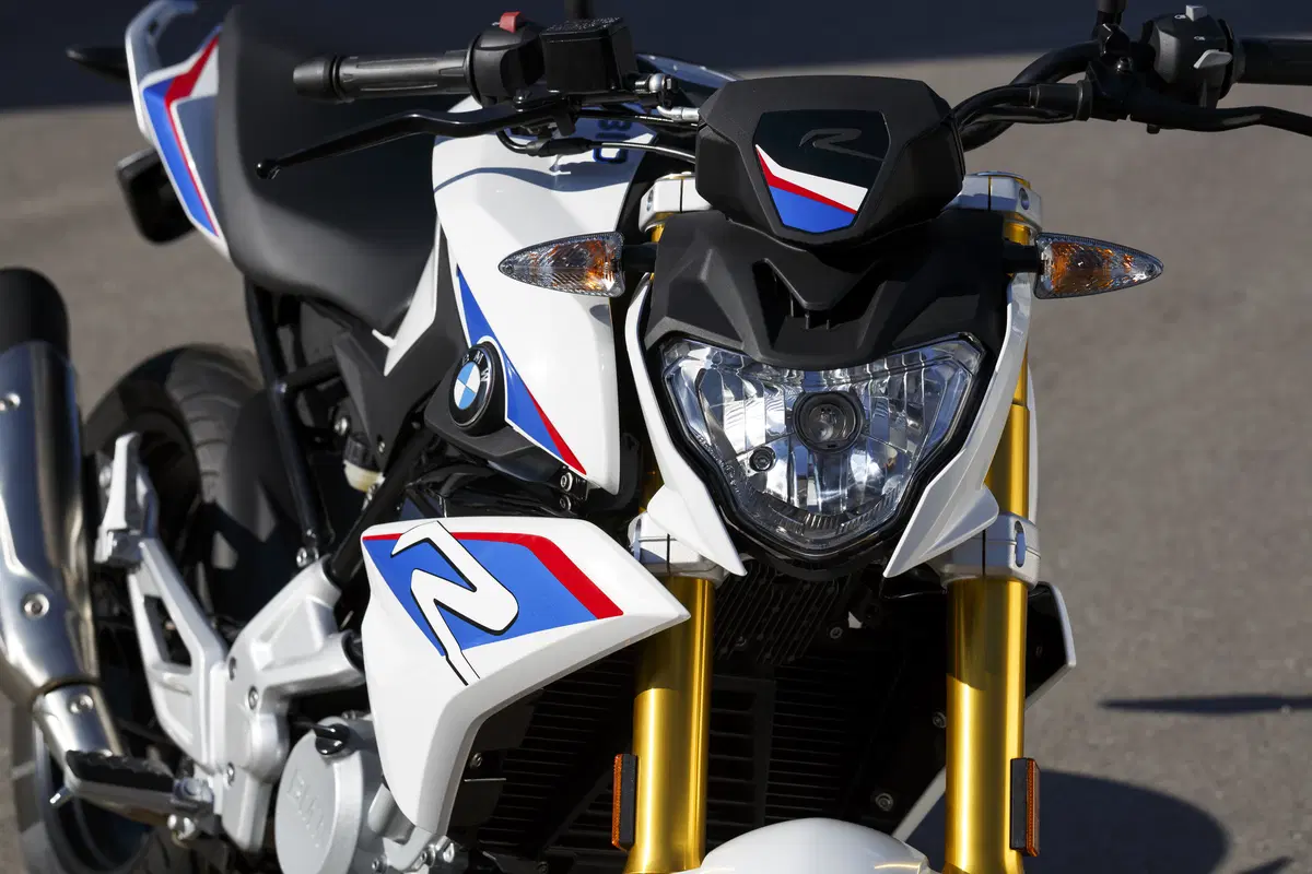BMW G310 R