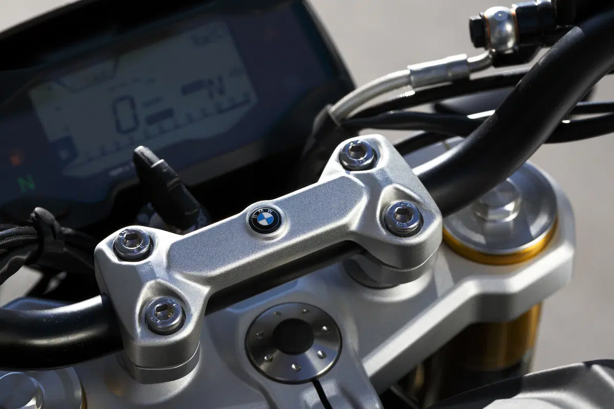BMW G310 R (12)