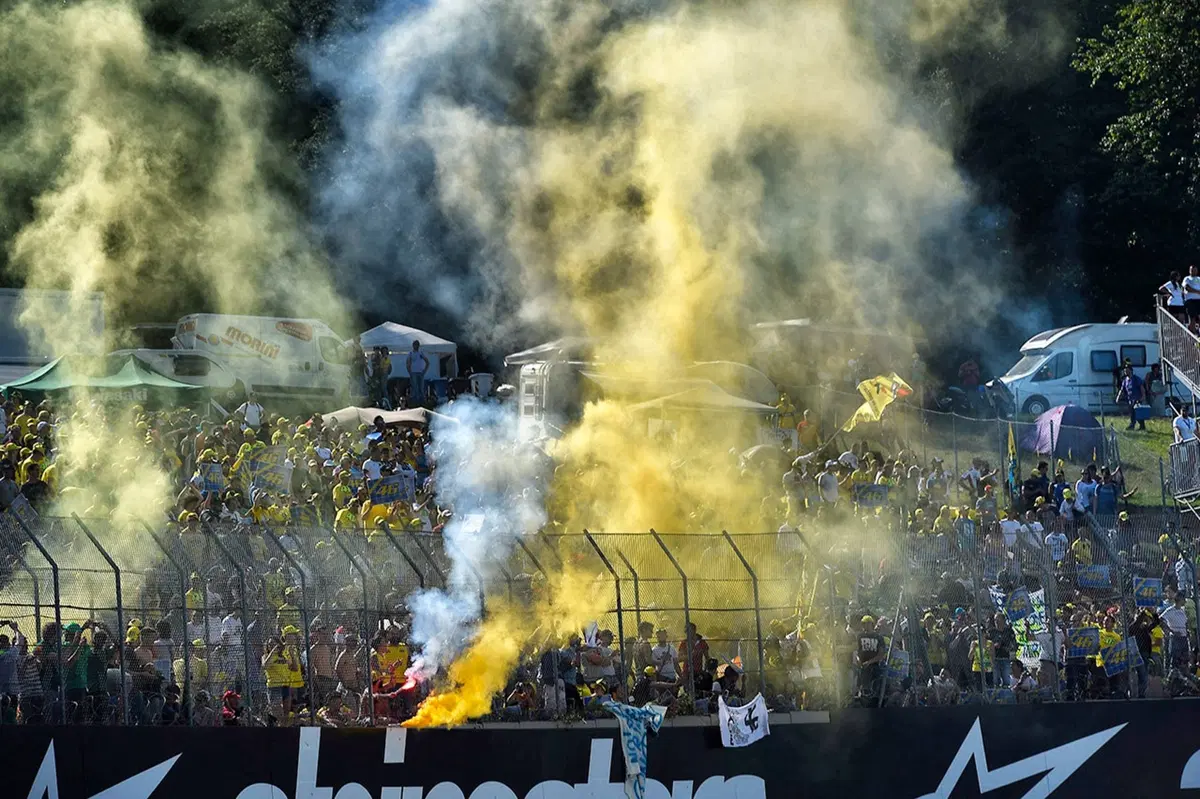 MotoGP 2015, Mugello. Le foto più belle del GP d'Italia (26)