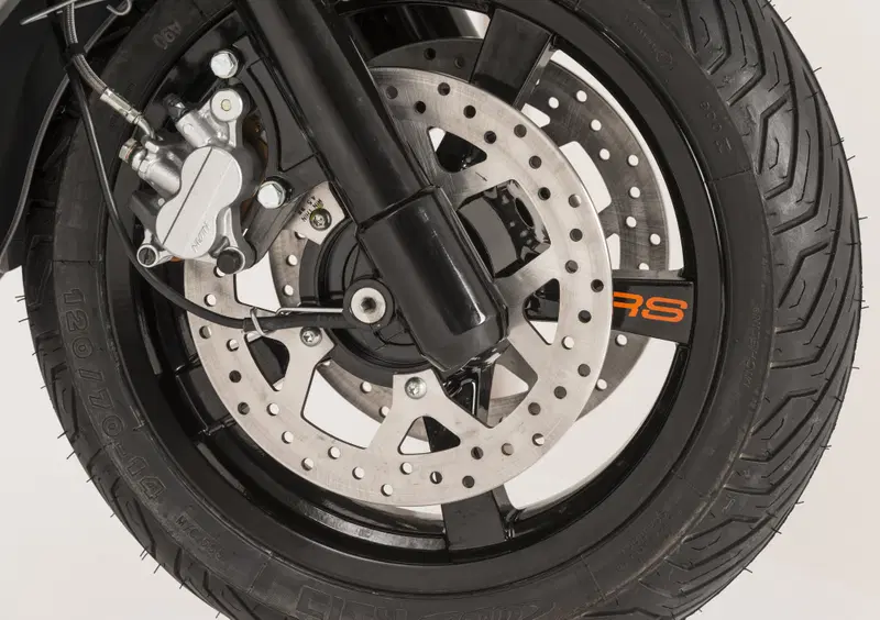 Peugeot Satelis 400 Satelis 400 RS (2015 - 16) (4)