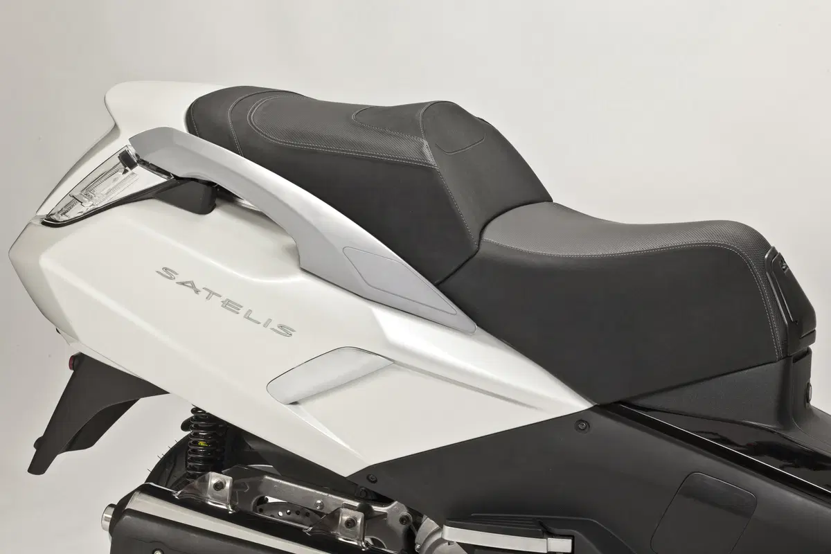 Peugeot Satelis 125 Satelis 125 (2015 - 17) (10)
