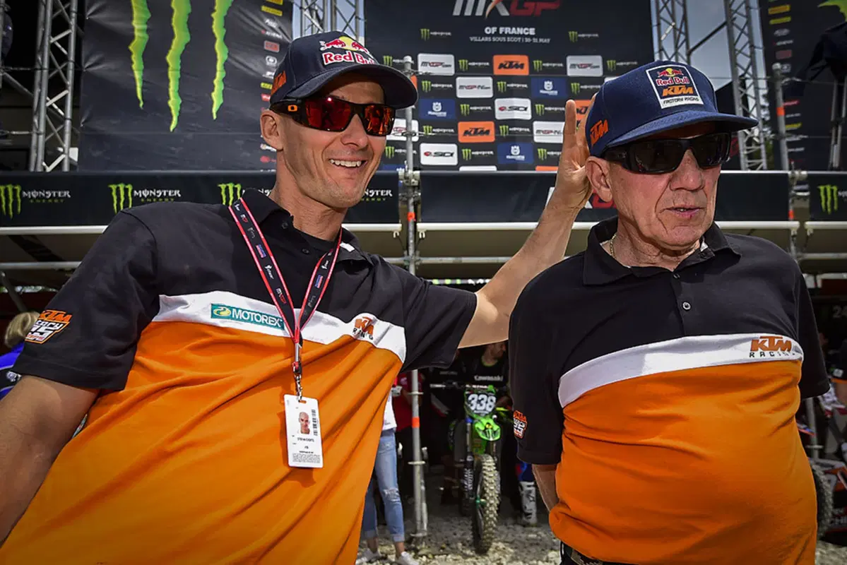 MXGP 2015. Le foto più belle del GP di Francia (48)