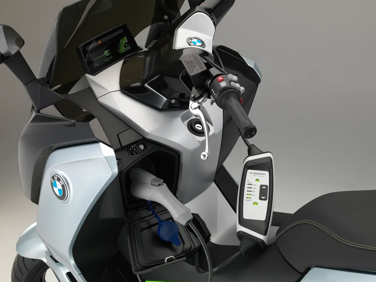 BMW C Evolution. Ora in due versioni (11)