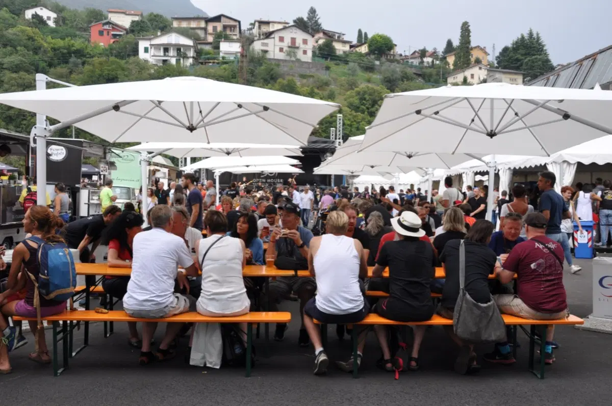In 25.000 a Mandello per l'Open House Guzzi (11)