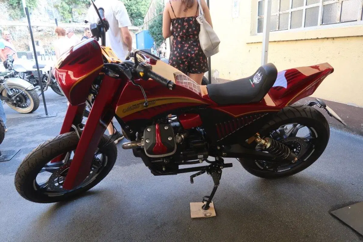 In 25.000 a Mandello per l'Open House Guzzi (49)