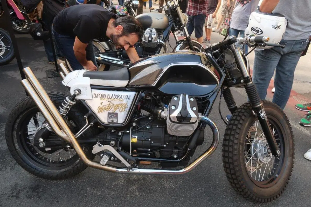 In 25.000 a Mandello per l'Open House Guzzi (53)