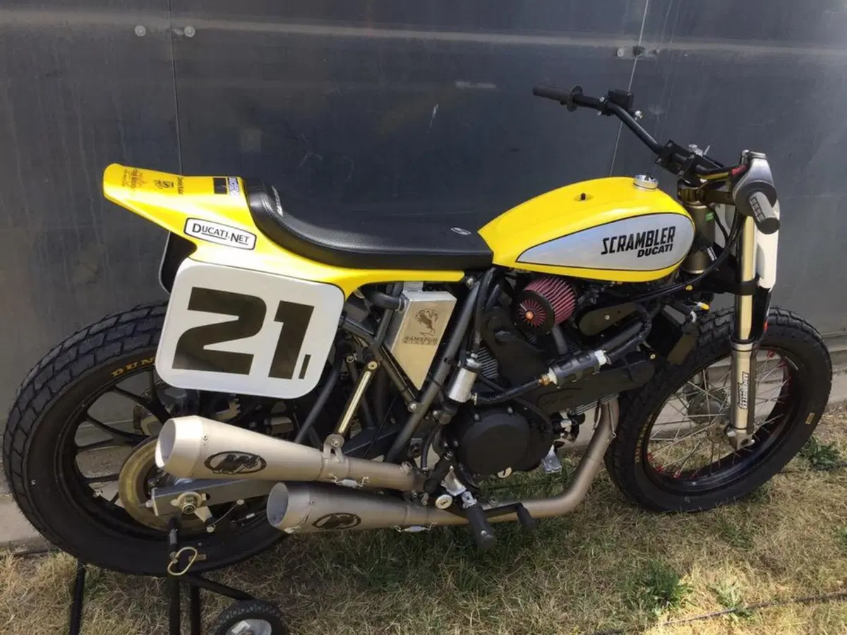 Troy Bayliss nel Flat Track si frattura la caviglia (4)