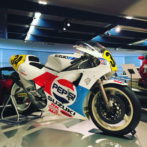 L'indimenticabile RGV del 1988 con cui Schwantz ha firmato la sua prima vittoria nel Mondiale 500 a Suzuka