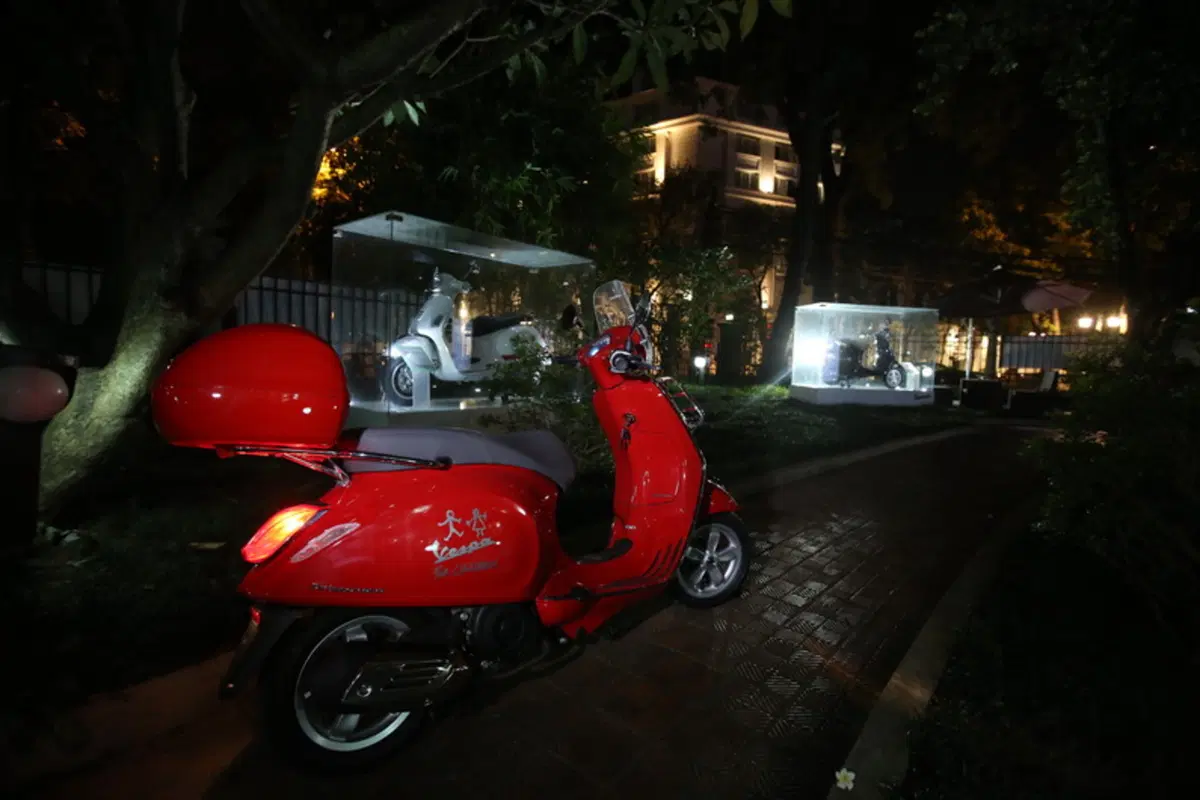 Planet Explorer 7 in Vietnam. Day 1, da Vinh Puch a Hanoi (21)