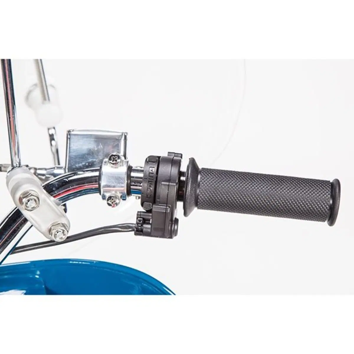Cezeta, lo scooter elettrico dal gusto rétro (11)
