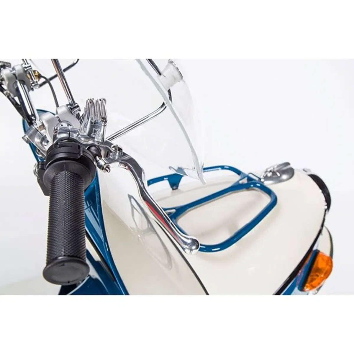 Cezeta, lo scooter elettrico dal gusto rétro (6)
