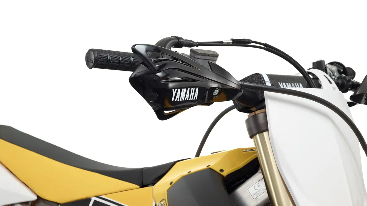 Yamaha YZ450F e YZ250F 2016 (5)
