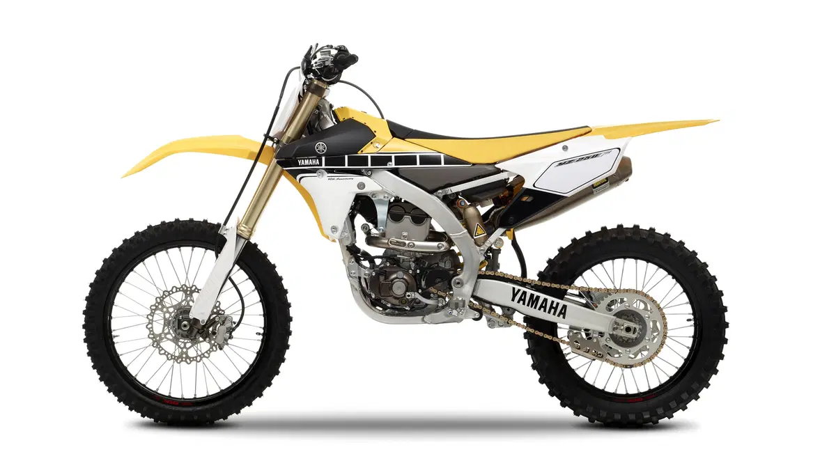 Yamaha YZ450F e YZ250F 2016 (5)