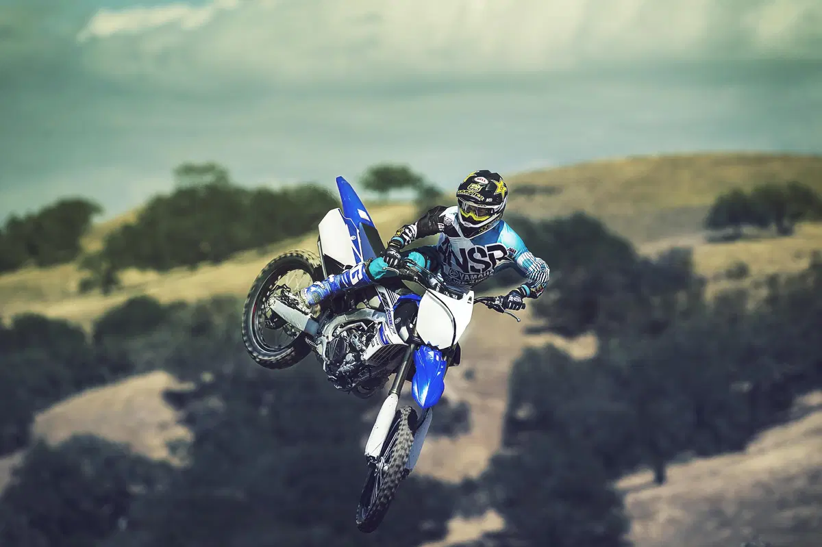 Yamaha YZ450F e YZ250F 2016