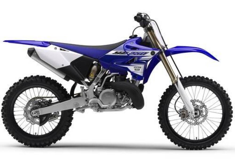 Yamaha YZ 250 (2016) (2)