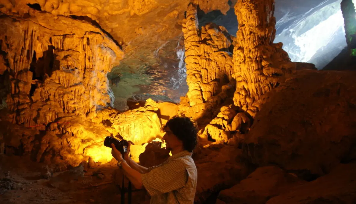 Planet Explorer 7 in Vietnam. Day 2, Ha Long Bay (15)