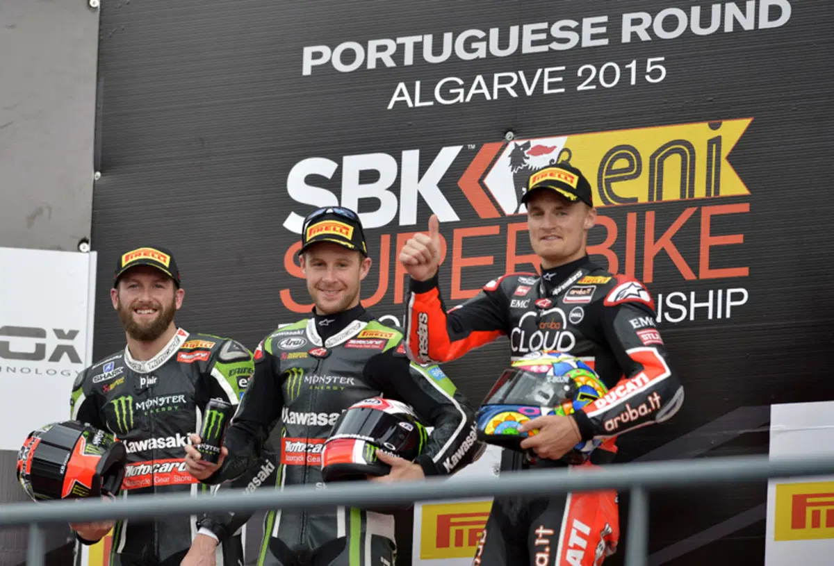 SBK 2015, Portimao. Rea vince sotto la pioggia in gara 1 (3)