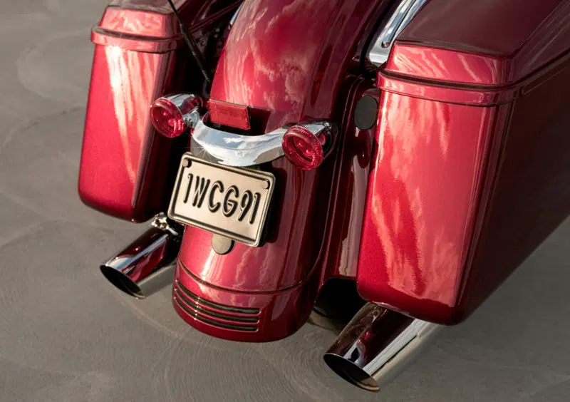 Harley-Davidson Touring 107 Street Glide (2017 - 19) - FLHX (5)