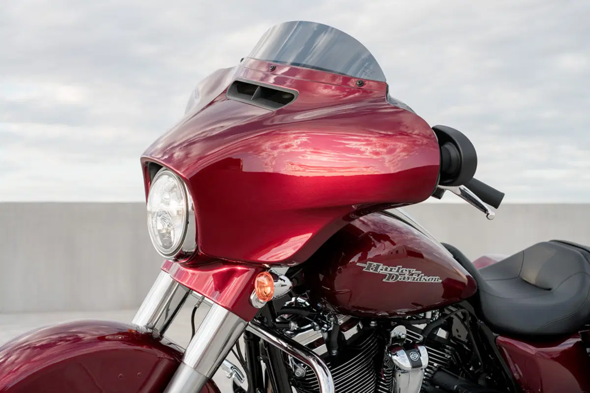 Harley-Davidson Touring 107 Street Glide (2017 - 19) - FLHX (9)