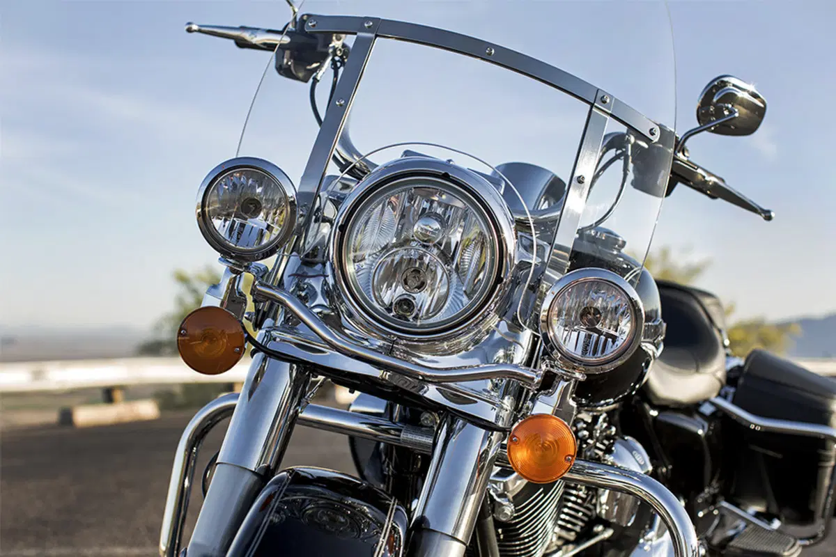 Harley-Davidson Touring 107 Road King Classic (2017 - 18) - FLHRC (3)