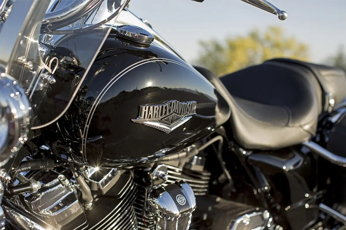 Harley-Davidson Touring 107 Road King Classic (2017 - 18) - FLHRC (4)