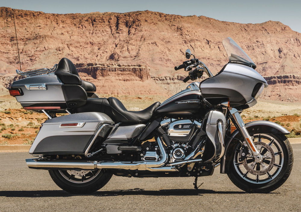 Harley-Davidson 107 Road Glide Ultra (2016) - FLRTU