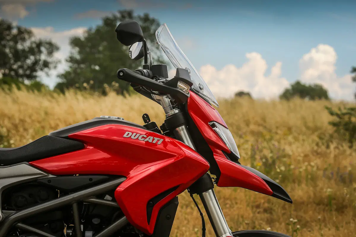 Ducati Hyperstrada 939 (7)