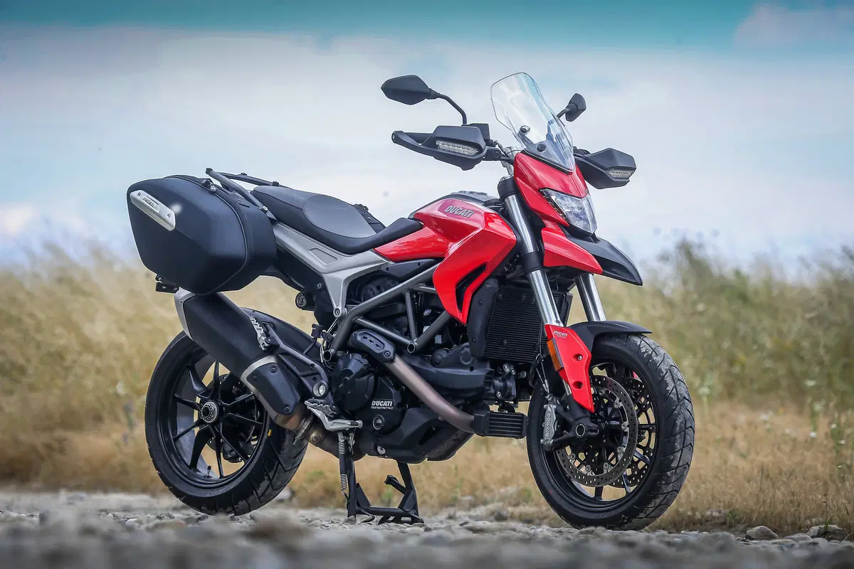 Ducati Hyperstrada 939 (10)