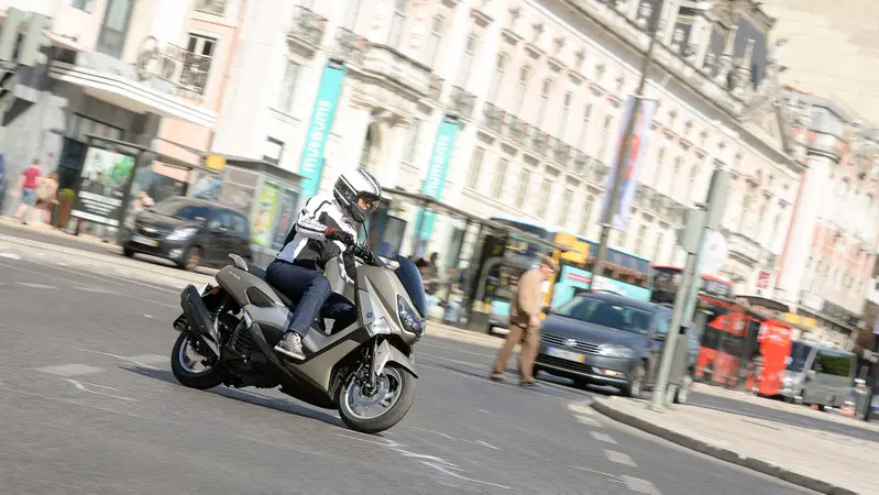 Yamaha NMAX 125