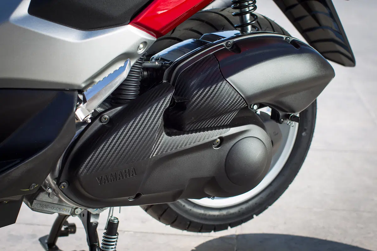 Yamaha NMAX 125 (16)