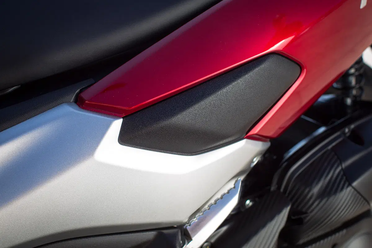 Yamaha NMAX 125 (26)