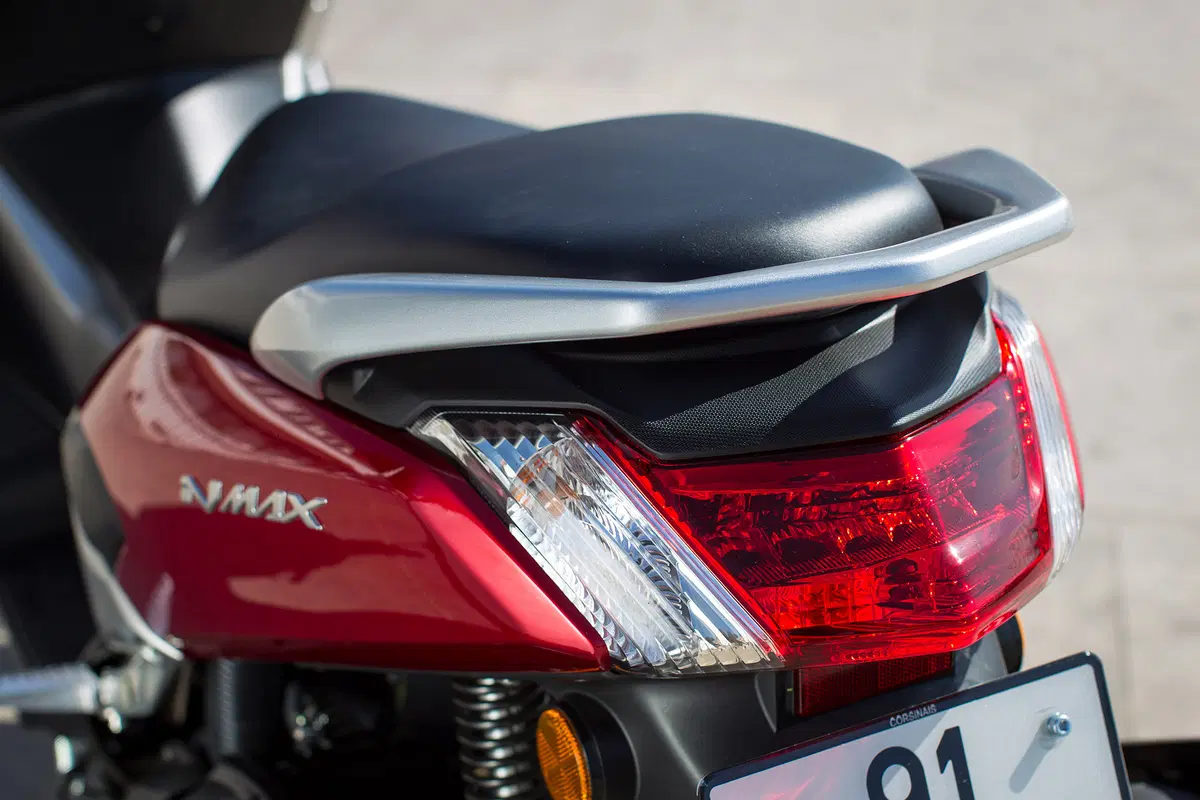 Yamaha NMAX 125 (30)