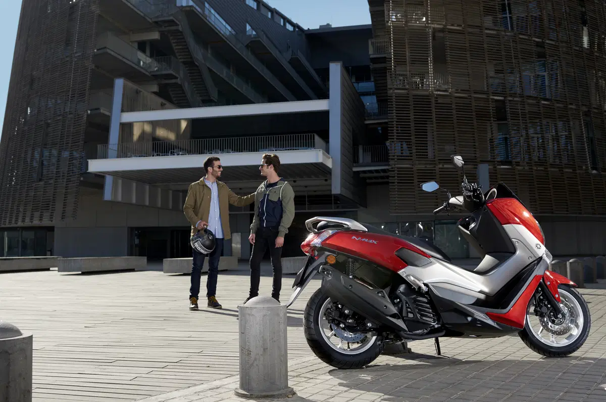Yamaha NMAX 125 (13)