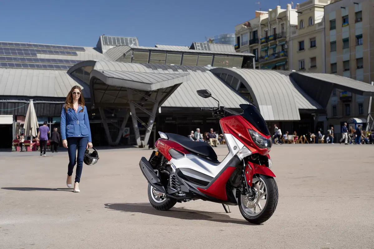 Yamaha NMAX 125 (14)